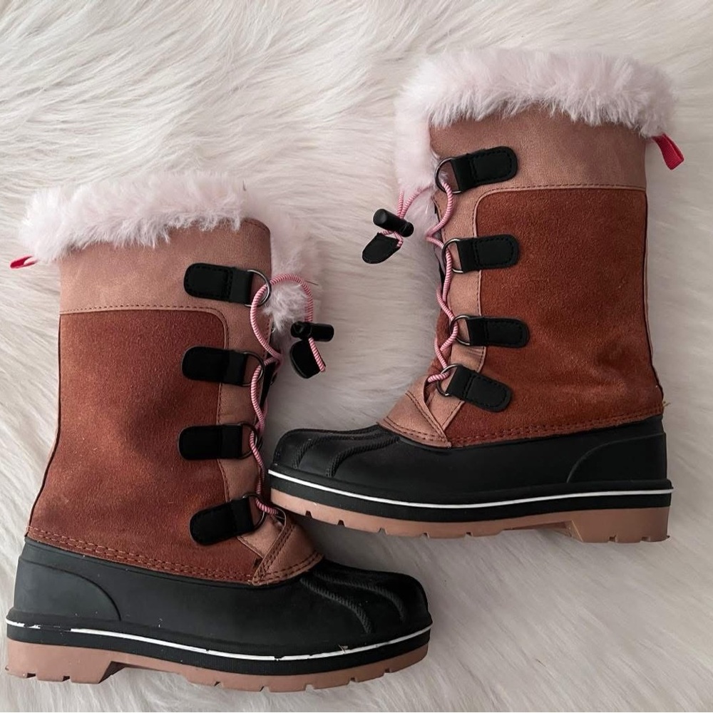 Cat & Jack Duck Boots. Size 1.